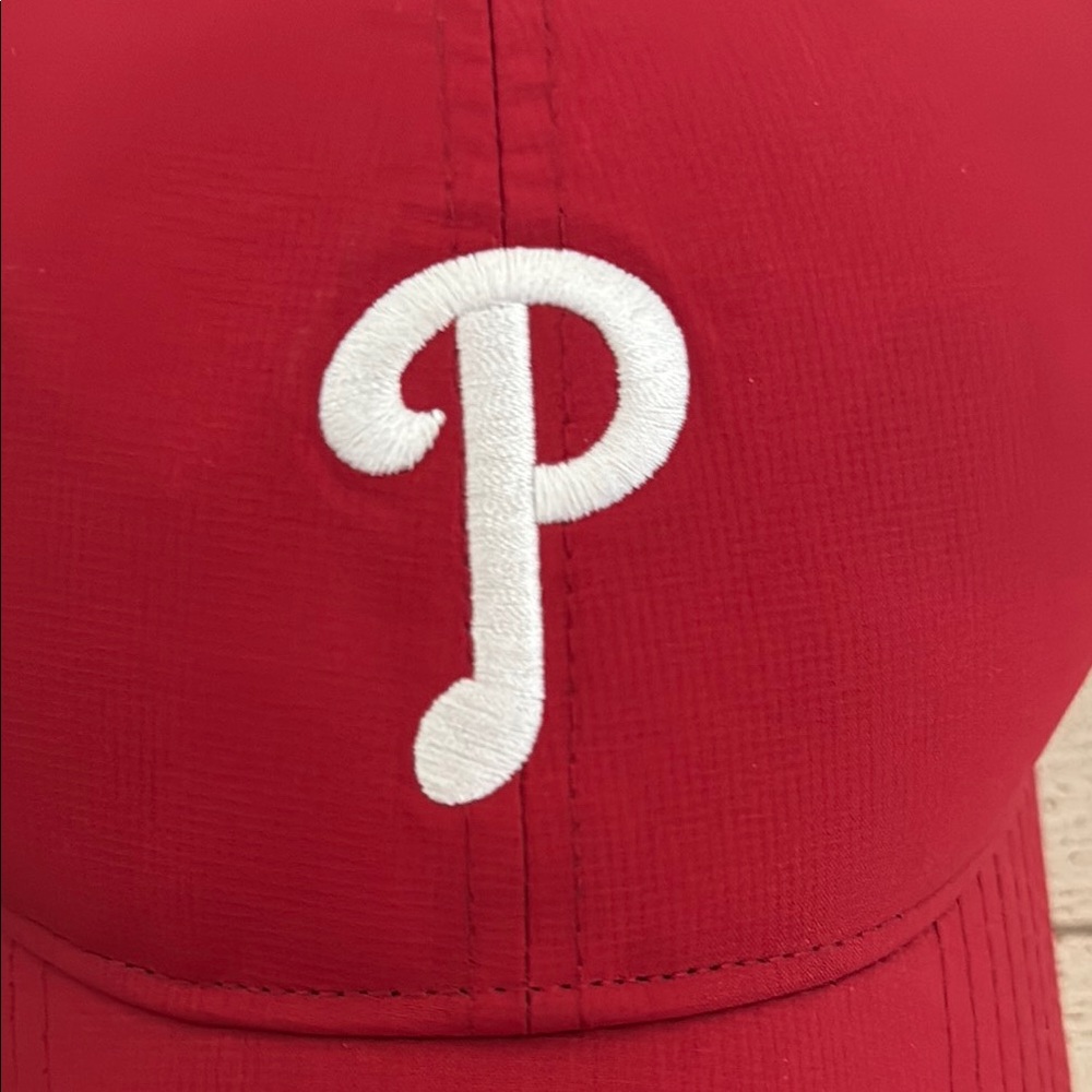 Nike Legacy91 Dri-Fit Adjustable Red Phillies Hat Unisex - Picture 6 of 6